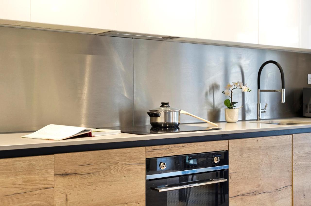 Luxury One Bedroom Greenwich Studio Apartment Near Canary Wharf By Underthedoormat 伦敦 外观 照片